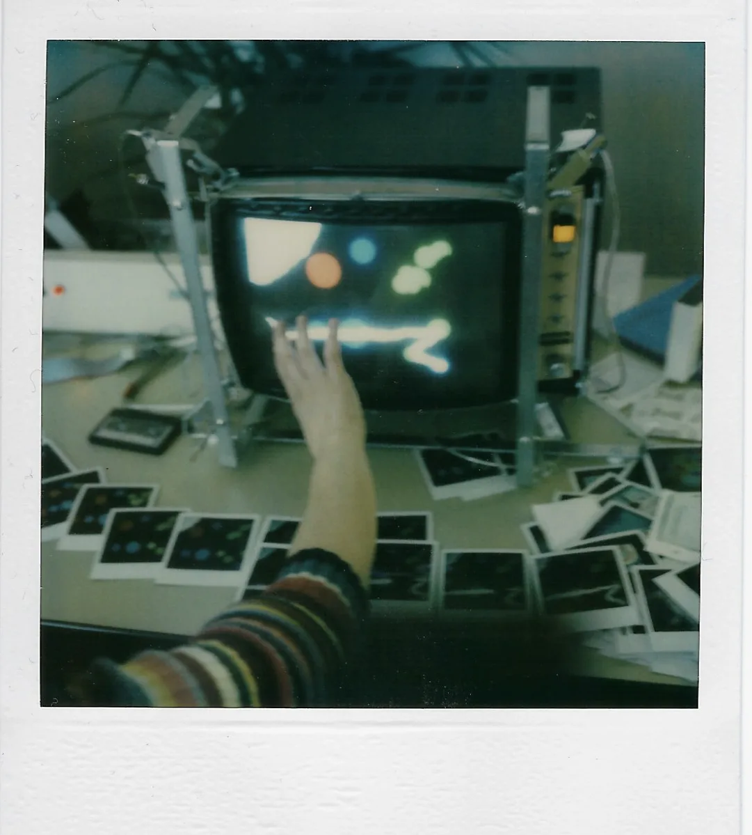 Gesture parser interaction